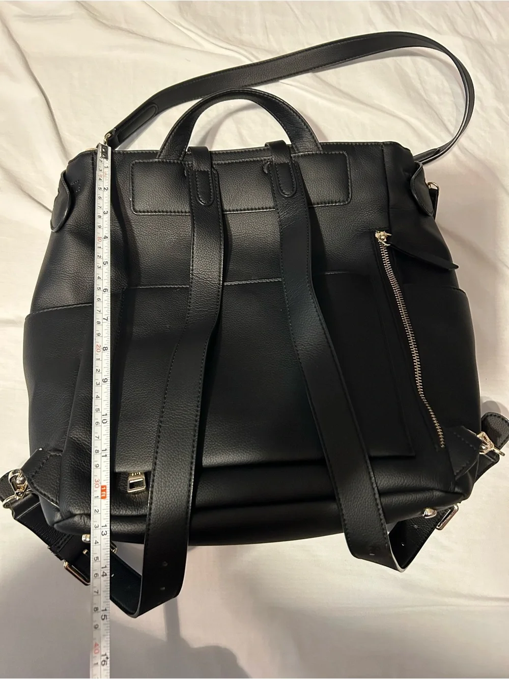 Mina Baie bought resale